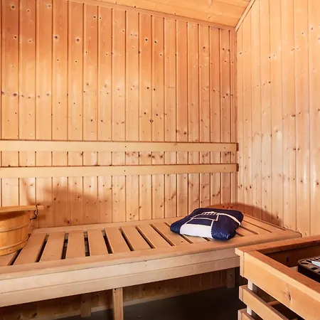 Typ A Aschanti Of Saba -kleiner-belt-haus- *