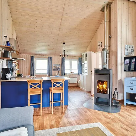 Typ A Aschanti Of Saba -kleiner-belt-haus- * Pelzerhaken